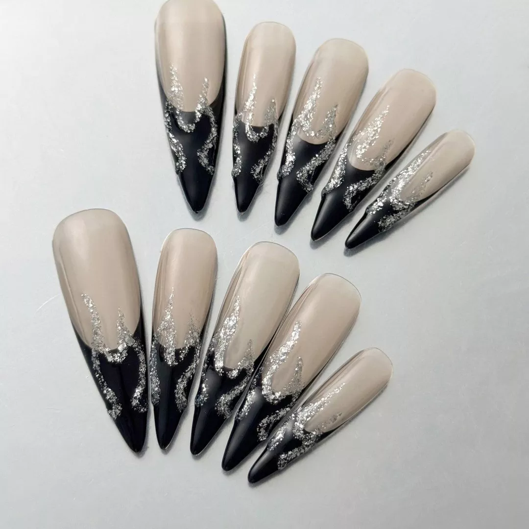 Silver Flame Press-On Nails - Nude Base with Black French Edge 2 Black French edge nails with silver glitter flame tips – nude background base