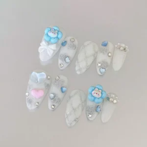 Cartoon Flower Press-On Nails with colorful heart accents – detailed close-up