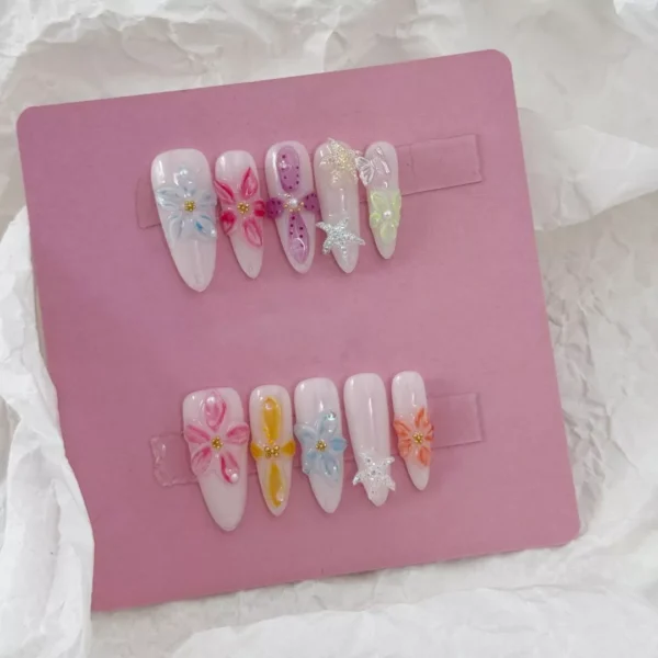 Cute Floral Accent Nails - close-up showcasing pastel color blend