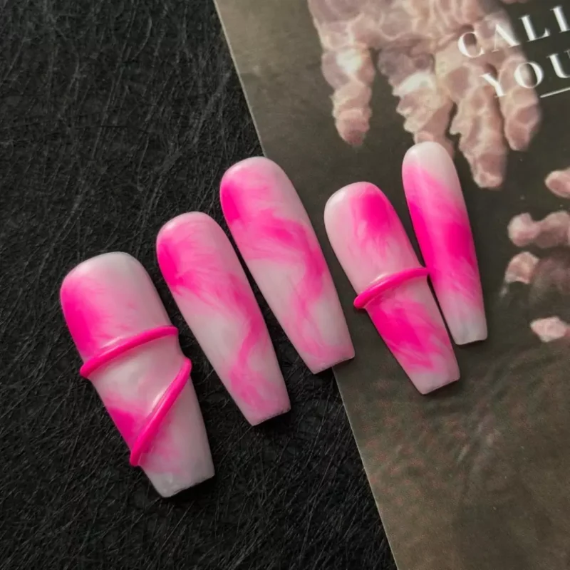 Cute Press-On Nails in Peach Ombre with Pink Swirl Embellishments