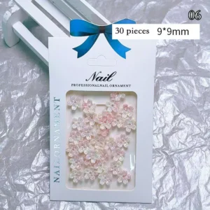Pale pink and white iridescent resin flowers – 9×9mm
